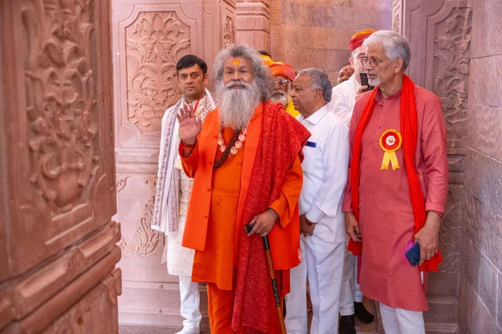 Shiva statue donation gallery